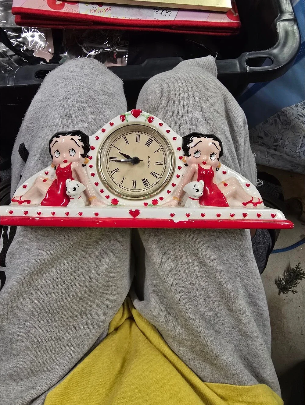 Betty Boop Red and White Ceramic Figurine Mantel Clock